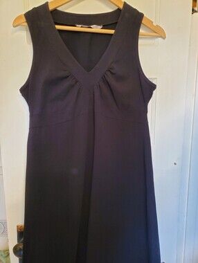 Athleta Sleeveless V-Neck Senorita Dress Black Large